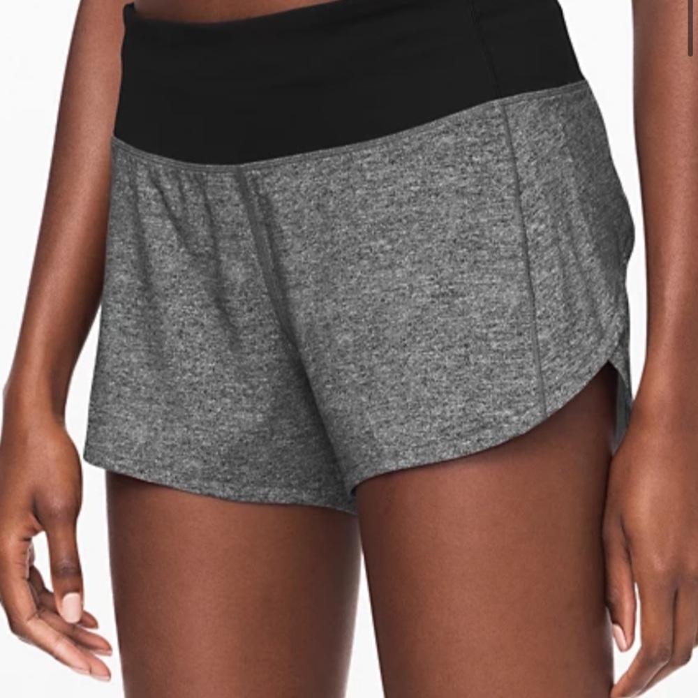 NWT Lululemon Speed Up Short 4”